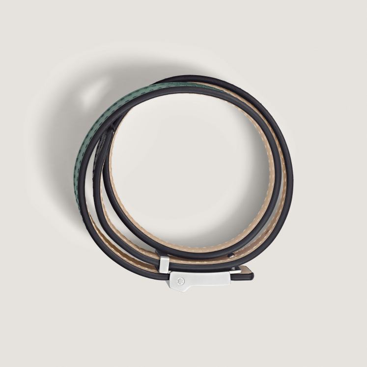 Bracelet M logo en cuir gris d’étain. Taille réglable