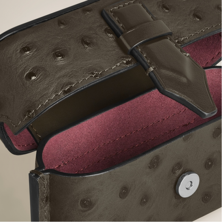 Étui pour Accessoires de Plume avec Bandoulière en Cuir Embossé Autruche