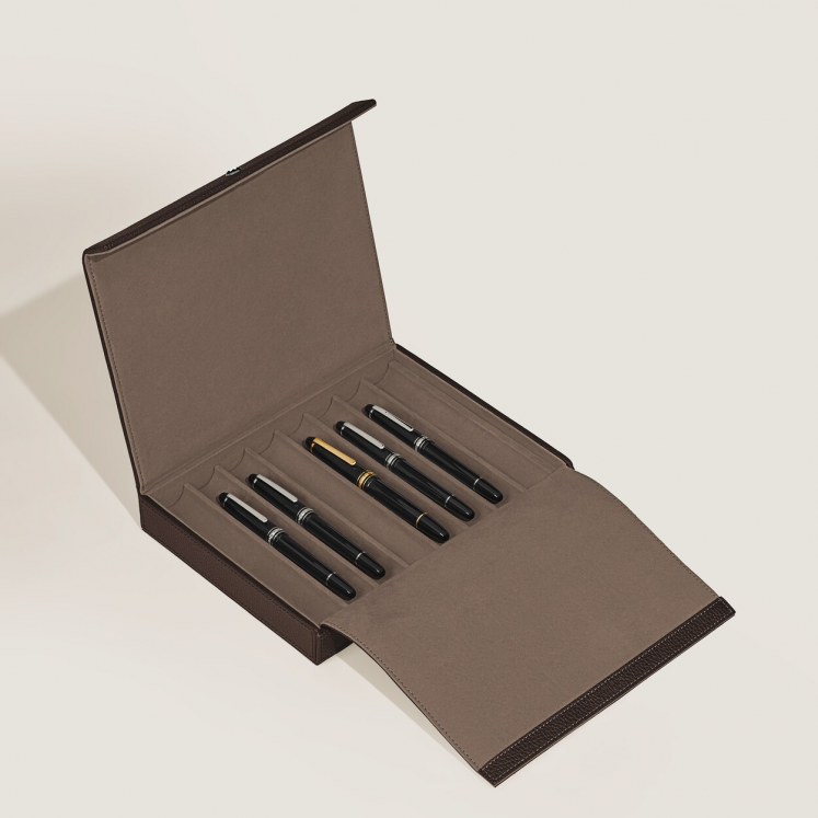 Coffret de Voyage pour 8 Instruments d’Écriture en Cuir Grainé